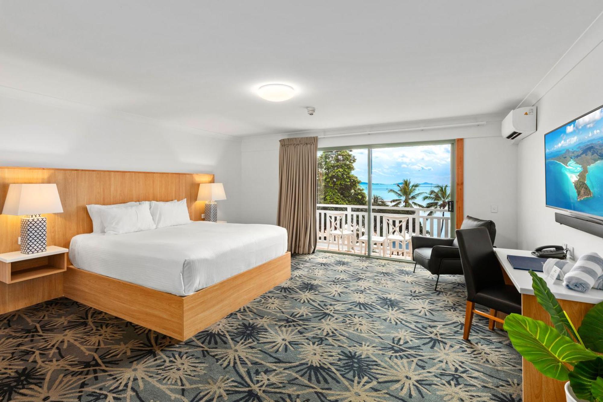 Airlie Beach Hotel Экстерьер фото